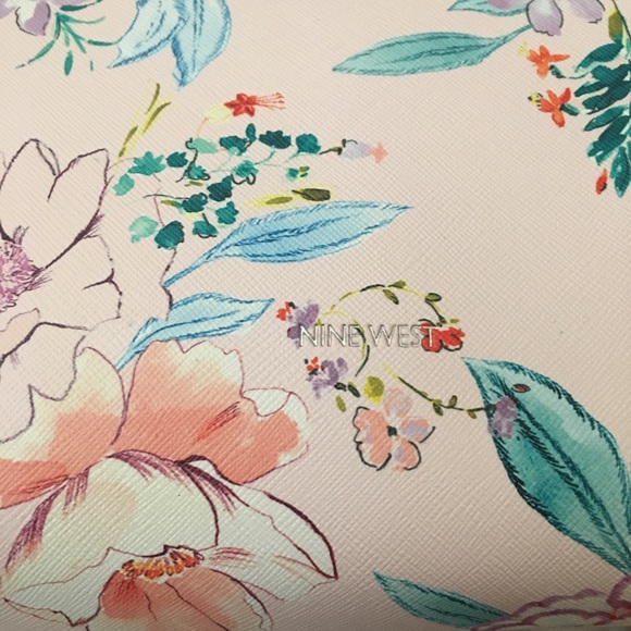 Nine West Bag Set - Picture 6 of 6